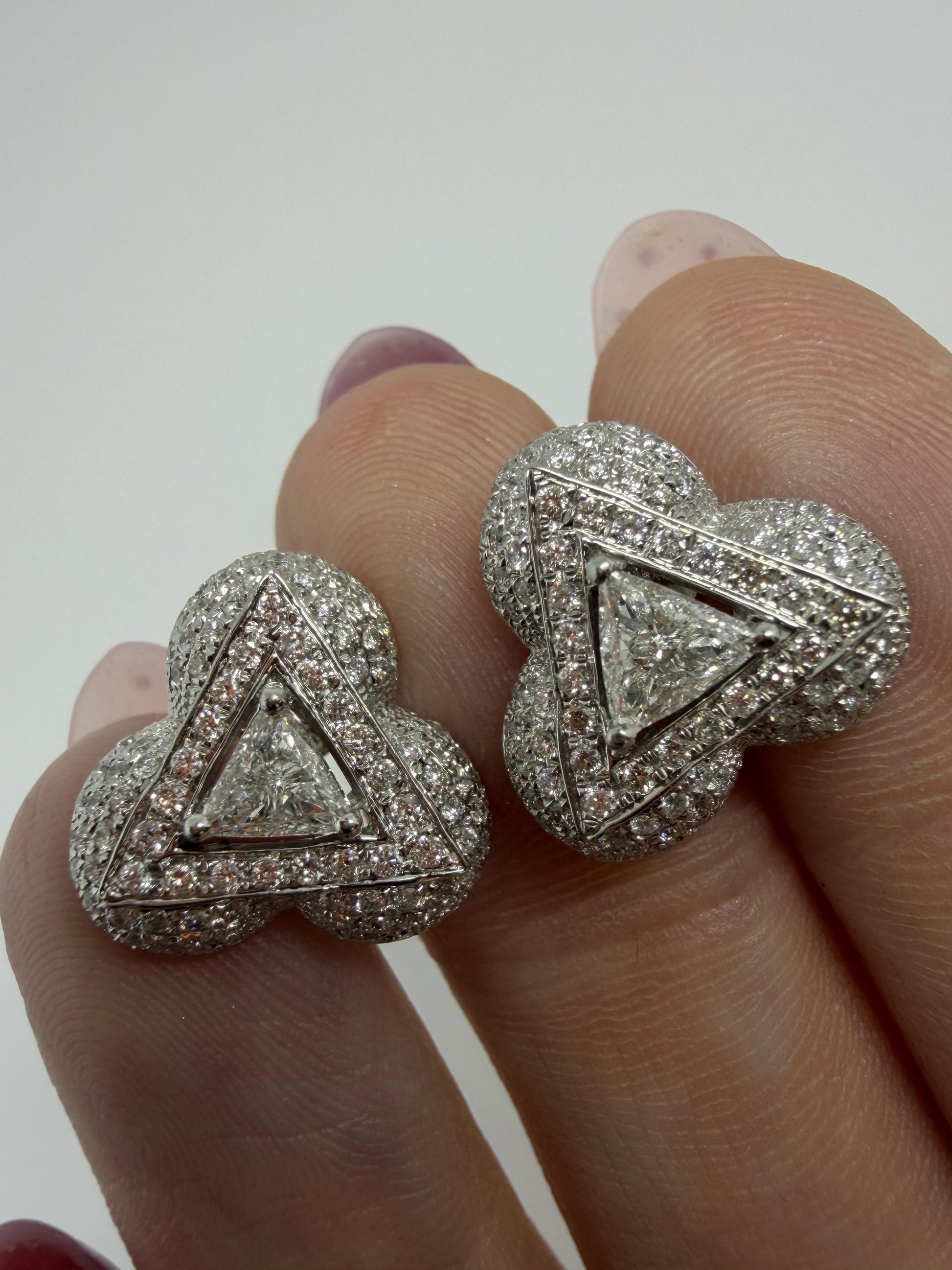 18K White Gold 1.30 Carat Trillion Cut Diamond Stud Earrings