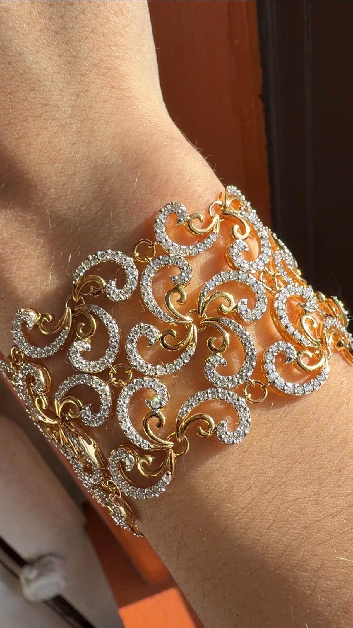 18K Yellow Gold 8.95 Carat Diamond Scroll Link Bracelet - 7 inches
