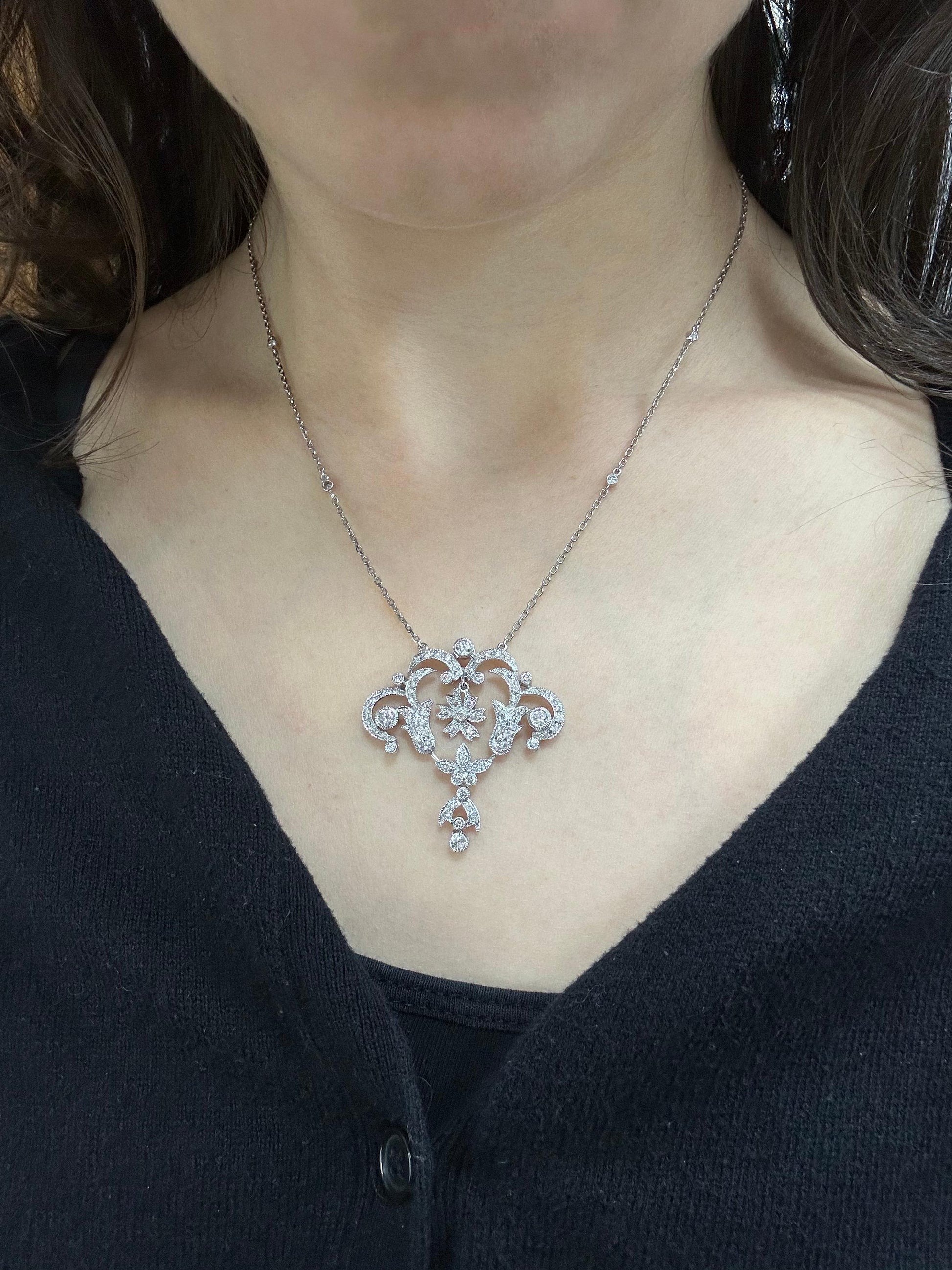 18K White Gold Diamond Necklace