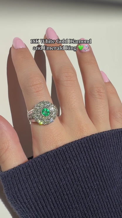 18K White Gold .42 Carat Round Cut Emerald and Diamond Ring - Size 8