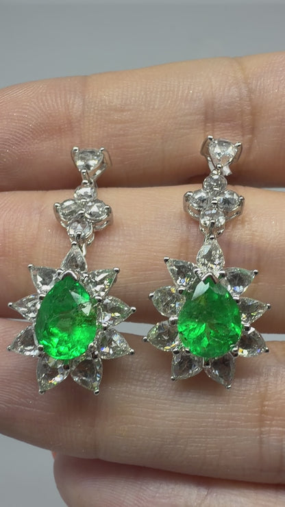 18K White Gold 2.22 Carat Emerald and Rose Cut Diamond Earrings