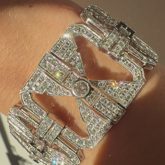 18K White Gold 15.08 Carat Round Cut Diamond Bracelet