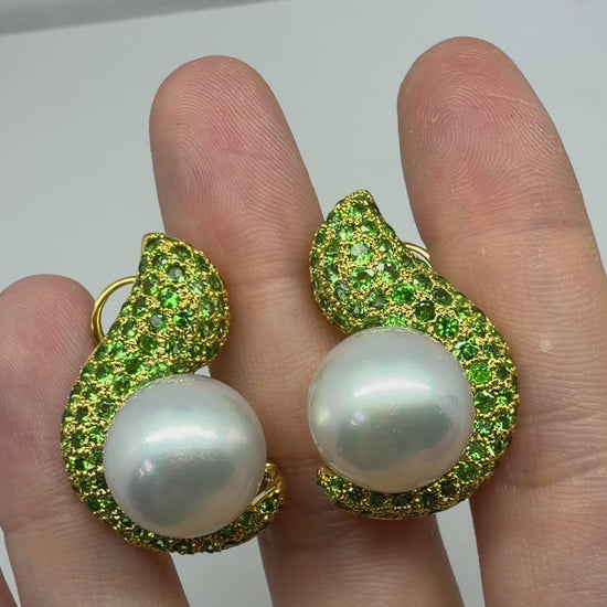 18k Yellow Gold Green Garnet and Pearl Earrings
