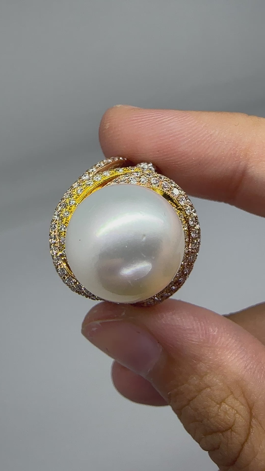 18K Diamond and White Pearl Cocktail Ring