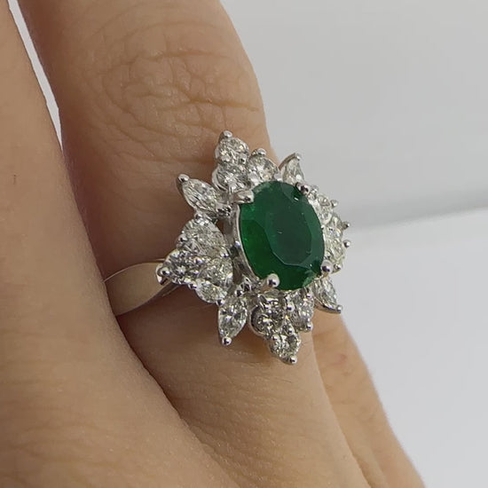 18k White Gold Diamond and Emerald Ring