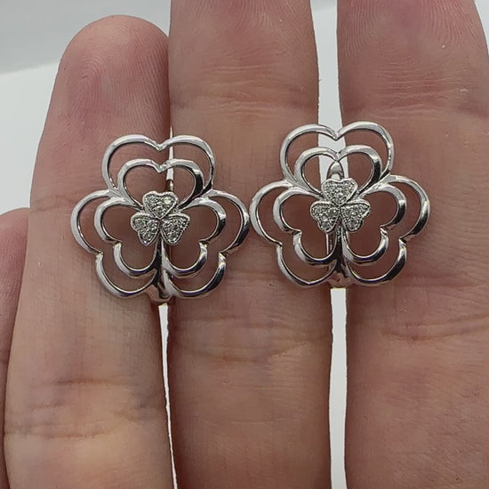 18k Diamond Floral Earrings