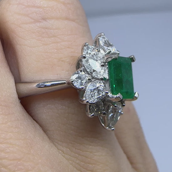 18k White Gold 1.08 Carat Emerald Cut Emerald and Diamond Ring - Size 6.25