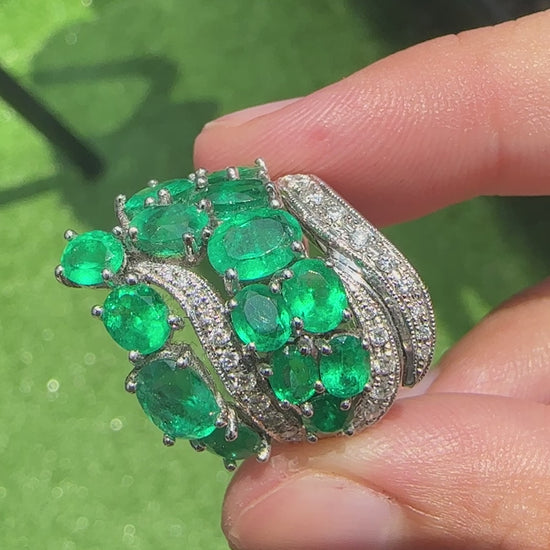 18k White Gold 5.25 Carat Emerald and Diamond Cocktail Ring - Size 6.50