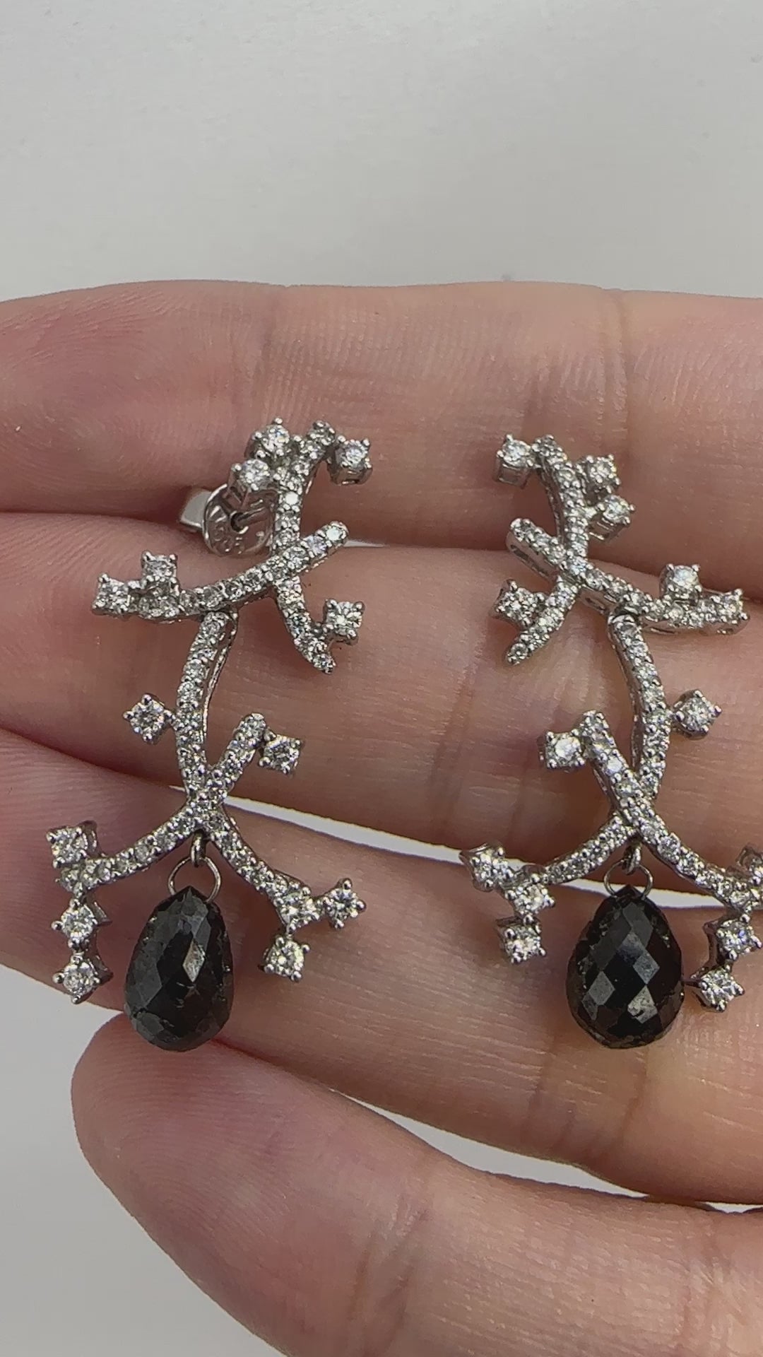 18k Black and White Diamond Earrings