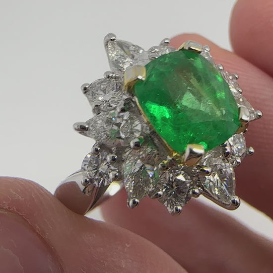 18K White Gold Pear Cut Diamond and 1.64 Carat Round Cut Emerald Ring - Size 6.5