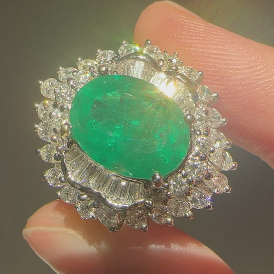 18k White Gold 4.40 Carat Oval Emerald and Diamond Cocktail Ring - Size 6.25