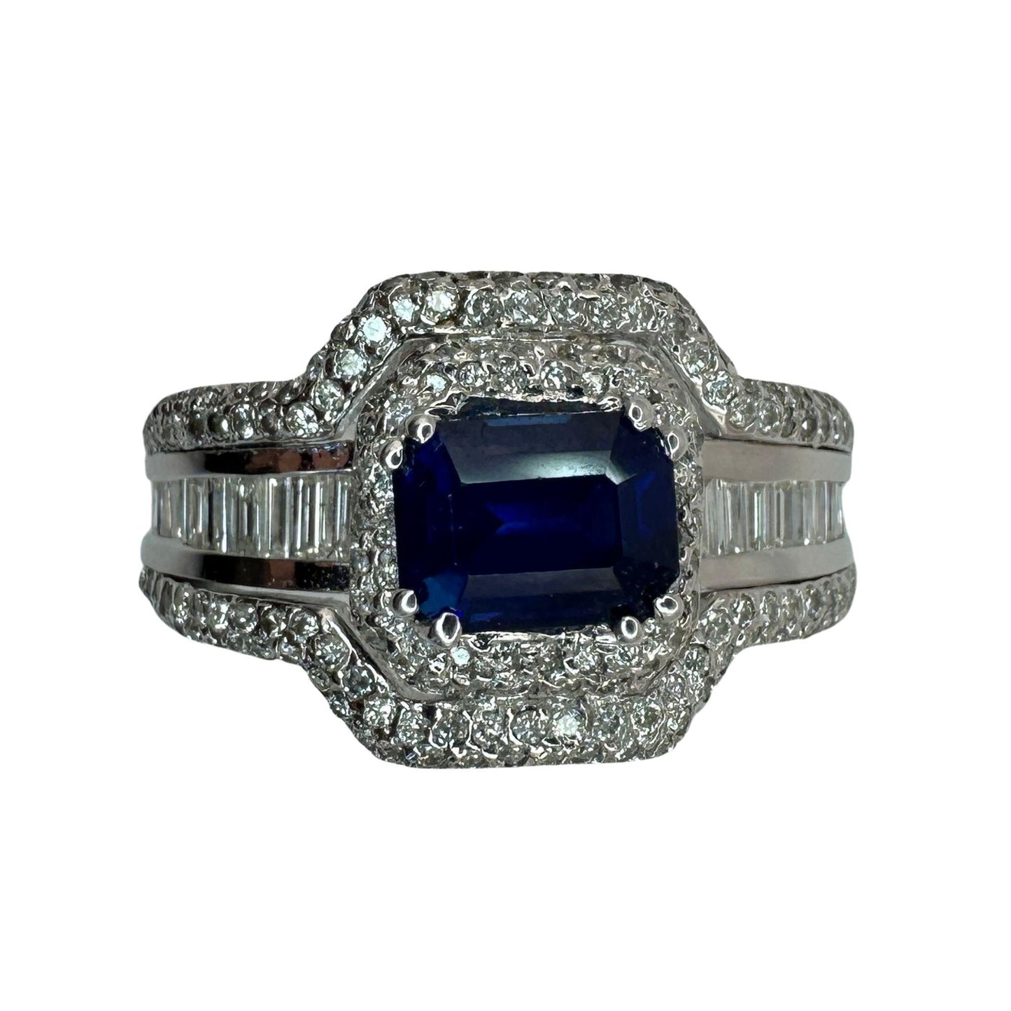 18k Diamond and Sapphire Ring