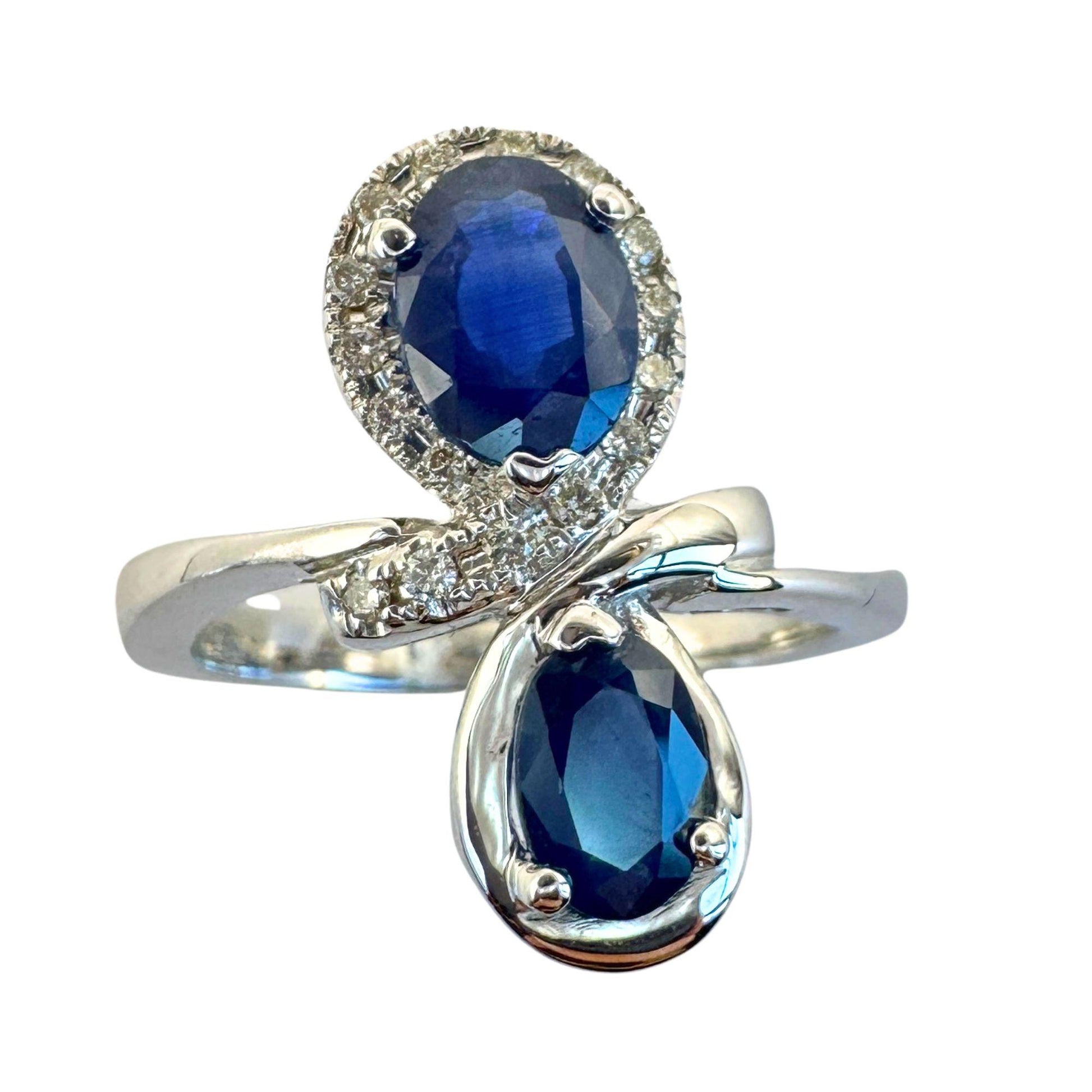 18k Diamond and Sapphire Ring