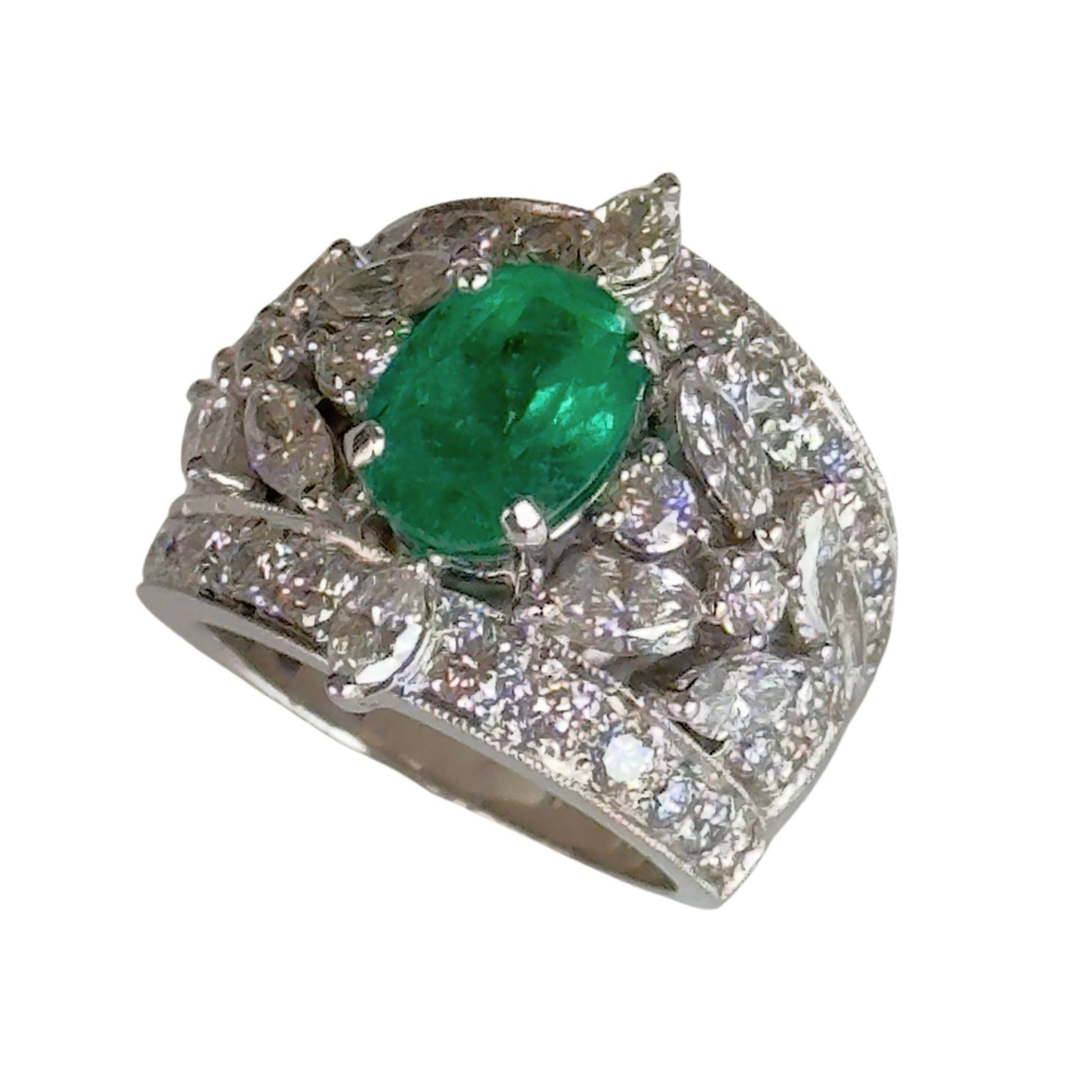 18k Diamond and Emerald Ring