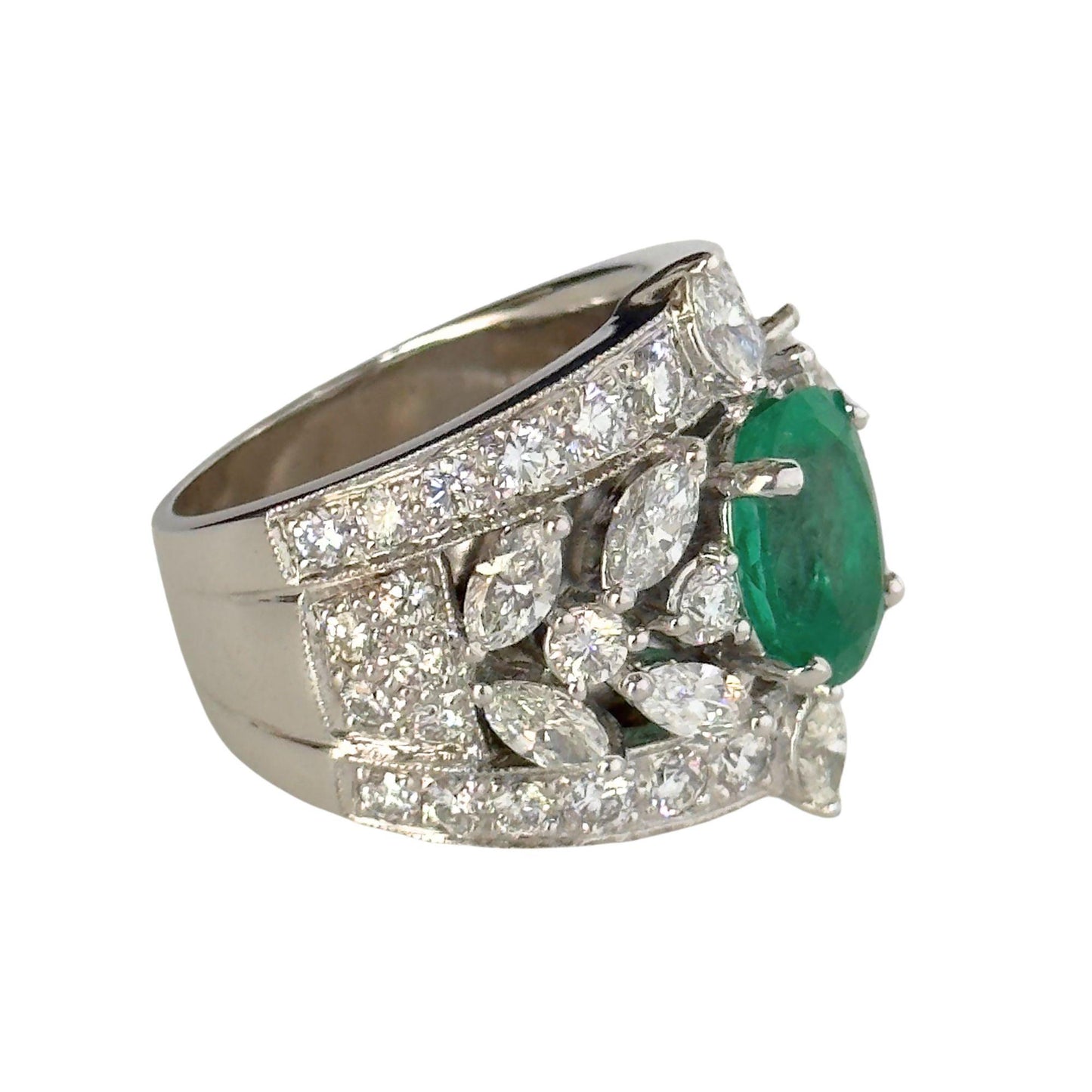 18k Diamond and Emerald Ring