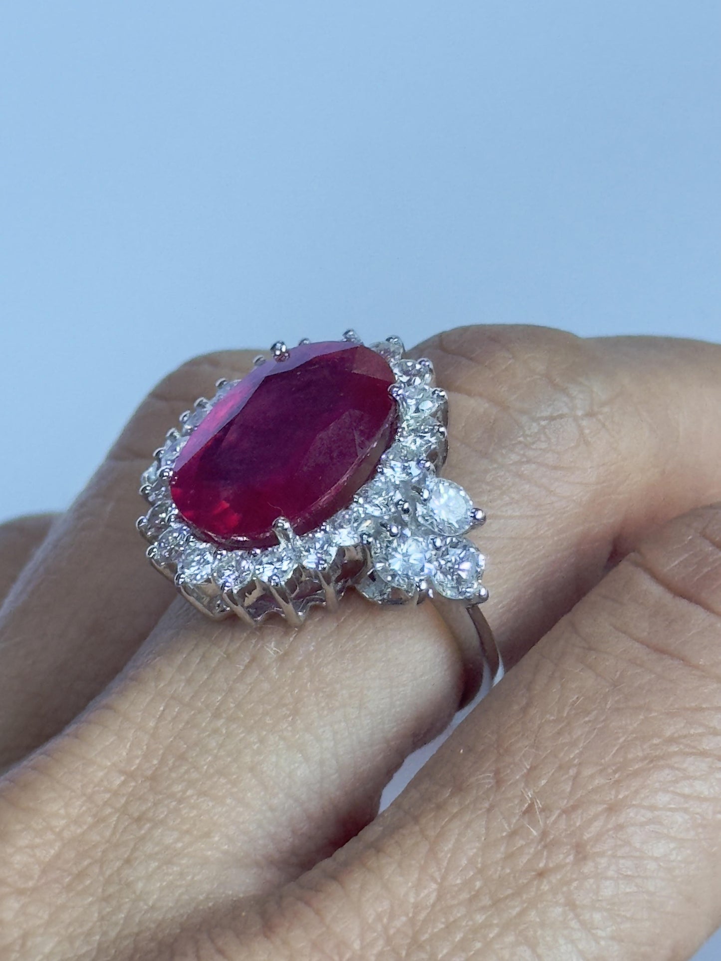 18k Diamond and Ruby Ring