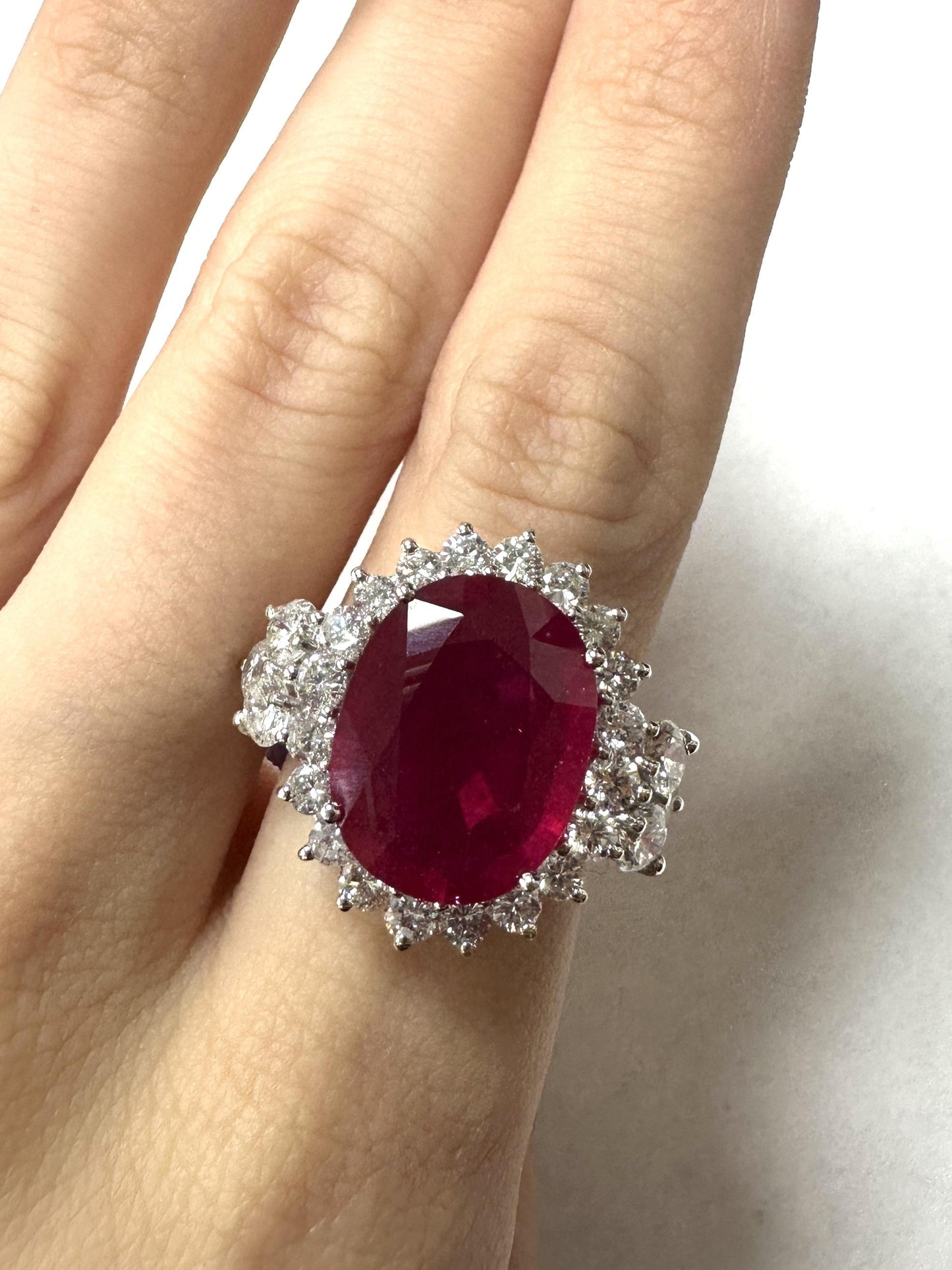 18k Diamond and Ruby Ring