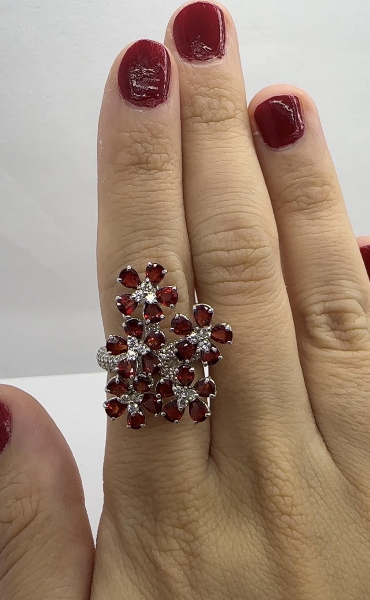 18k Diamond and Ruby Ring