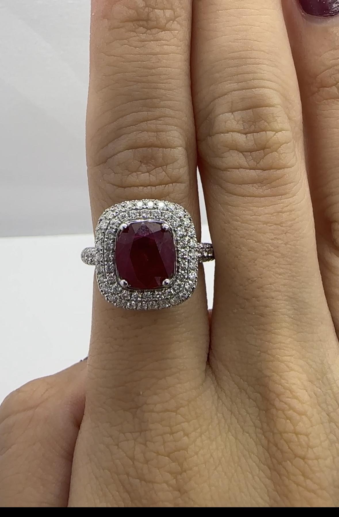 18k Diamond and Ruby Ring